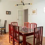 Amplo Apartamento - 3 Quartos - 1 Min Da Praia