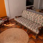 Amplo Apartamento - 3 Quartos - 1 Min Da Praia