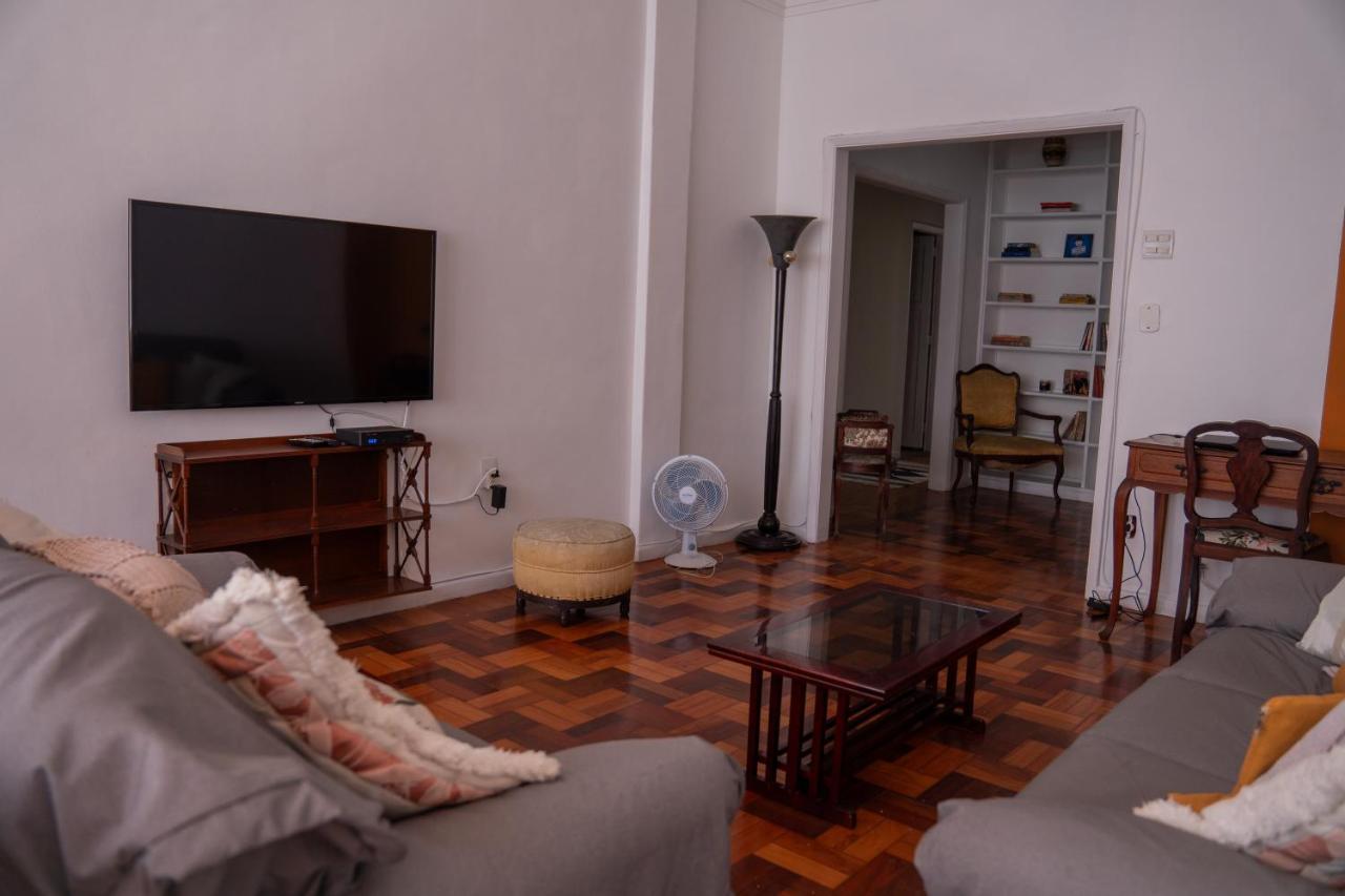 Amplo Apartamento - 3 Quartos - 1 Min Da Praia * Rio de Janeiro